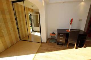 Апартаменты Apartment Milica Петровац Апартаменты Делюкс-38